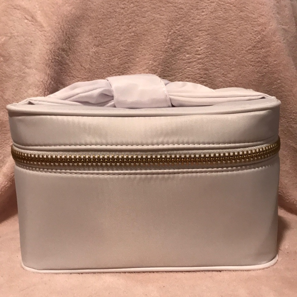 Stoney clover lane x target white cosmetic bag!